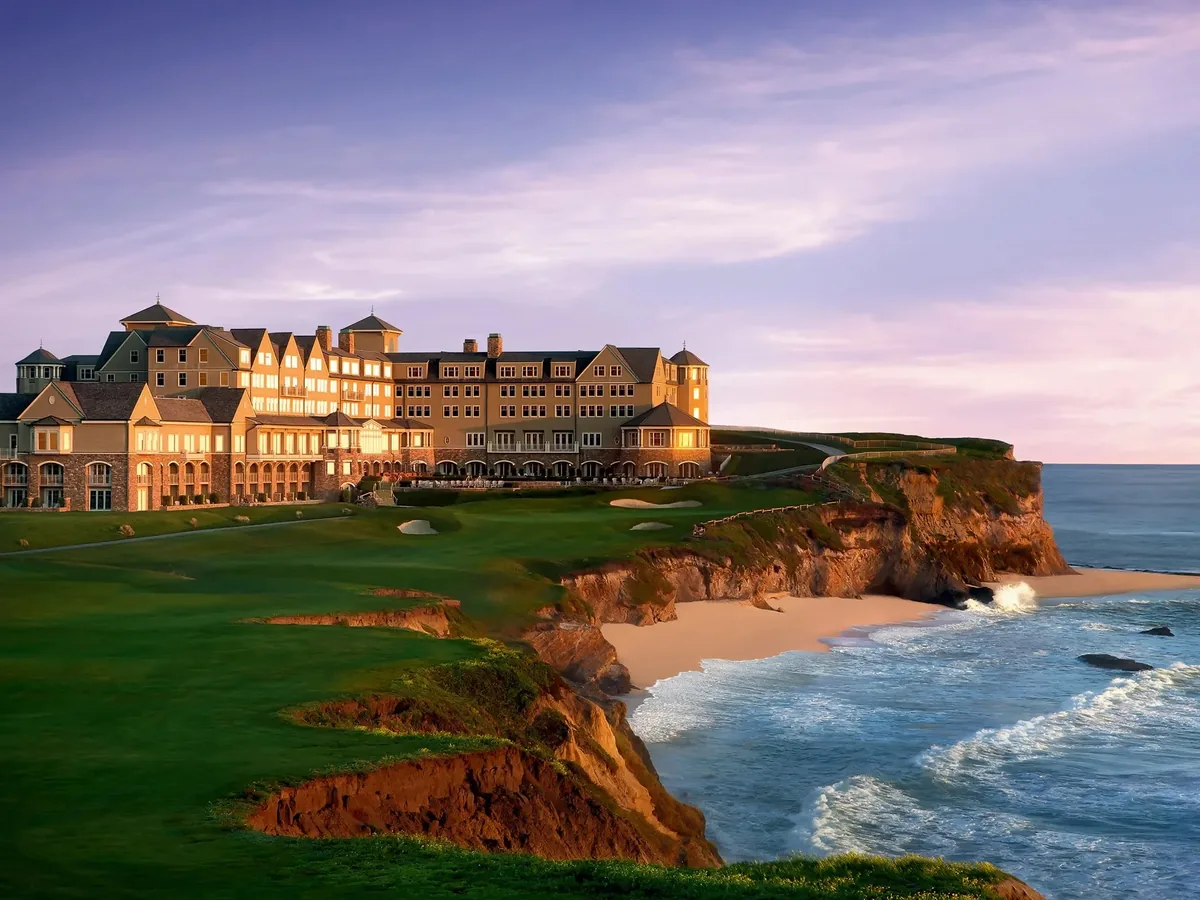 Ritz-Carlton hotel