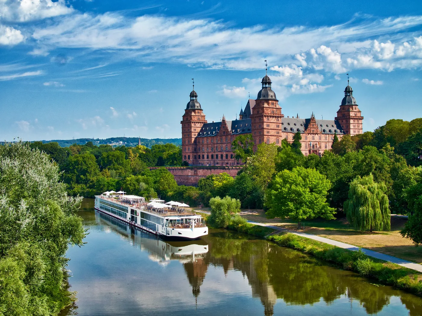 River cruising